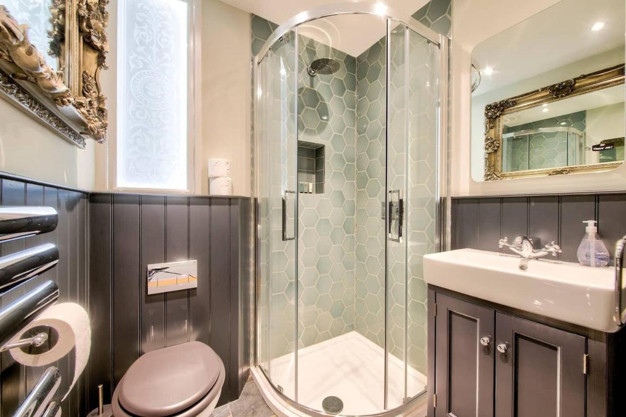 Upper Bow - Luxurious, Modern 1Br Apartment Near Castle Edinburgh Exterior photo
